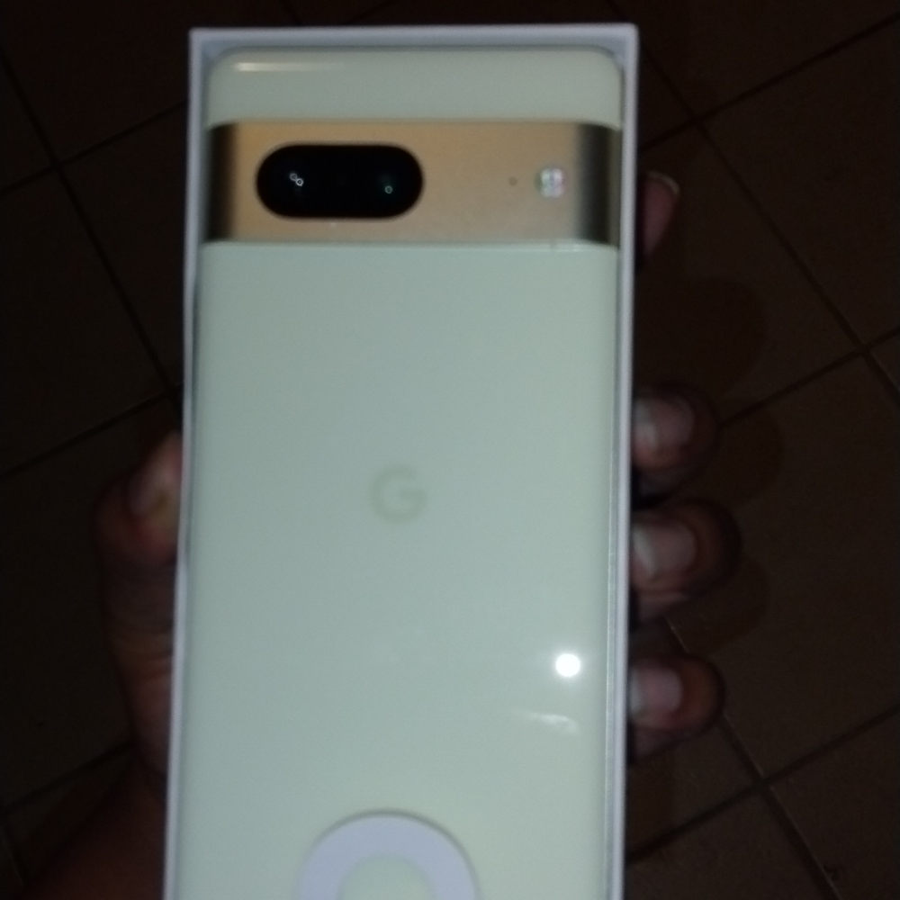 Google Pixel 7 - Picture 4 of 6